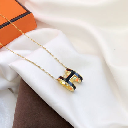 [Glimmer]HM CLIC BLACK ENAMEL GOLD NECKLACE