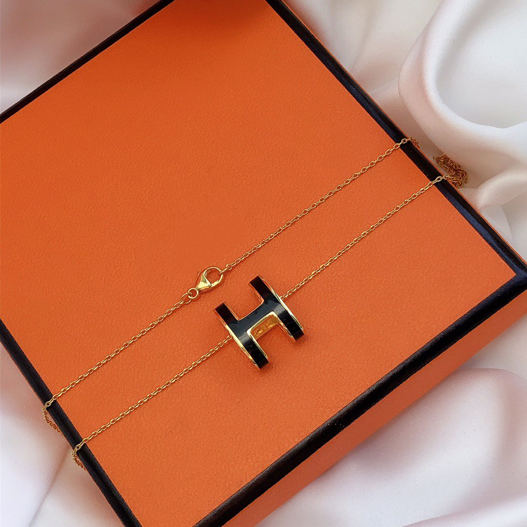 [Glimmer]HM CLIC BLACK ENAMEL GOLD NECKLACE