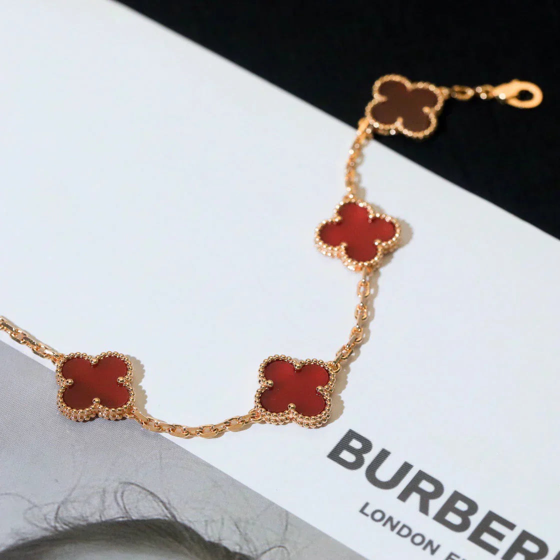 [Glimmer] CLOVER 5 MOTIF RED CORNELIAN BRACELET COLLECTION