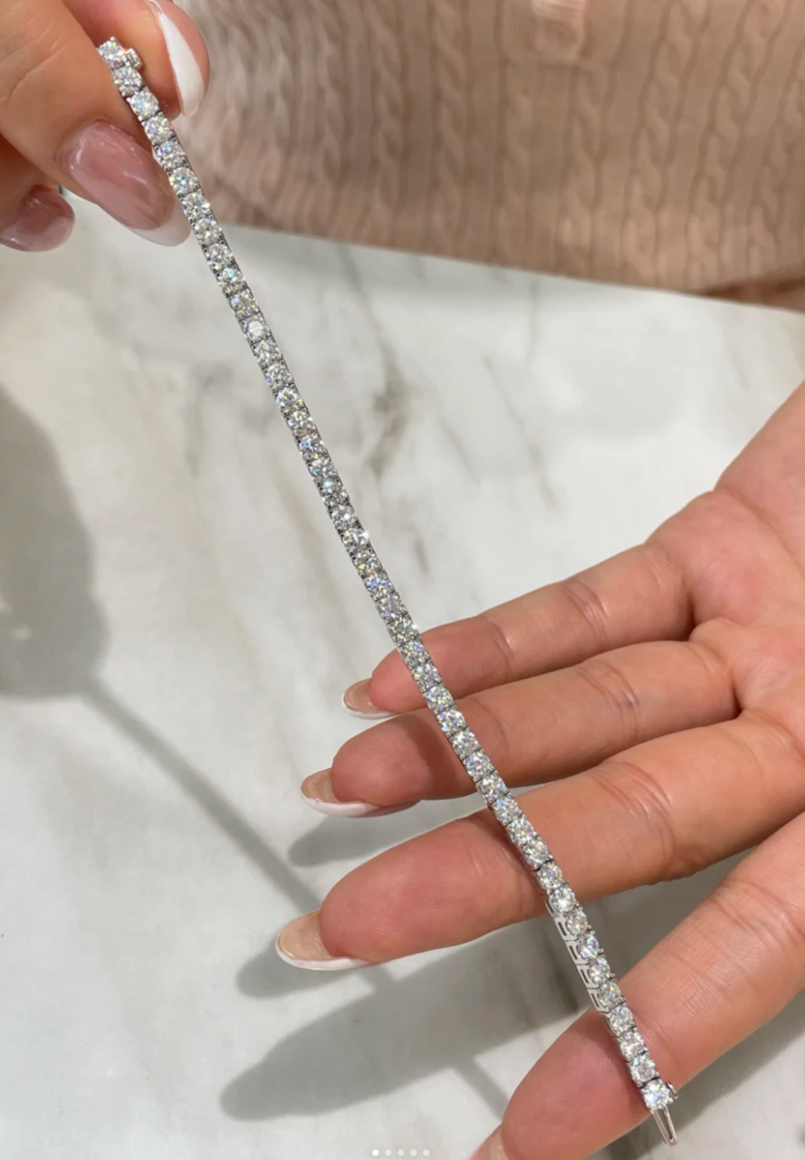 [Glimmer]  CLASSIC BASEBALL BRACELAT, 52 DIAMOND