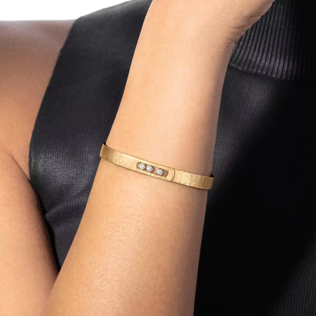 [Glimmer]Move Noa Ciselé bangle