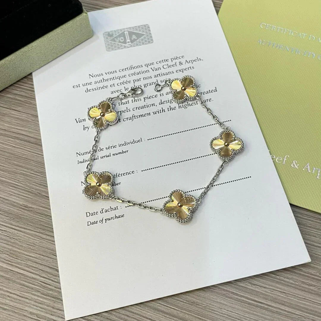[Glimmer] CLOVER 5 MOTIF LASER BRACELET COLLECTION