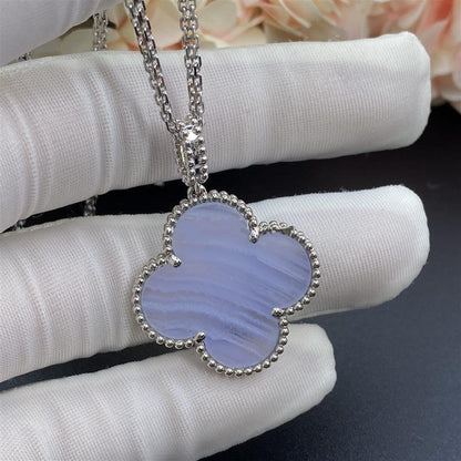 [Glimmer]CLOVER SILVER CHALCEDONY BIG CLOVER NECKLACE