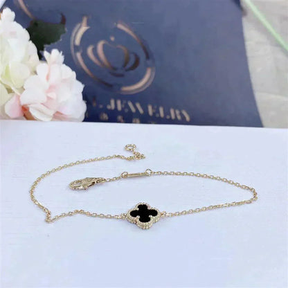 [Glimmer]CLOVER ONYX SINGLE FLOWER BRACELET
