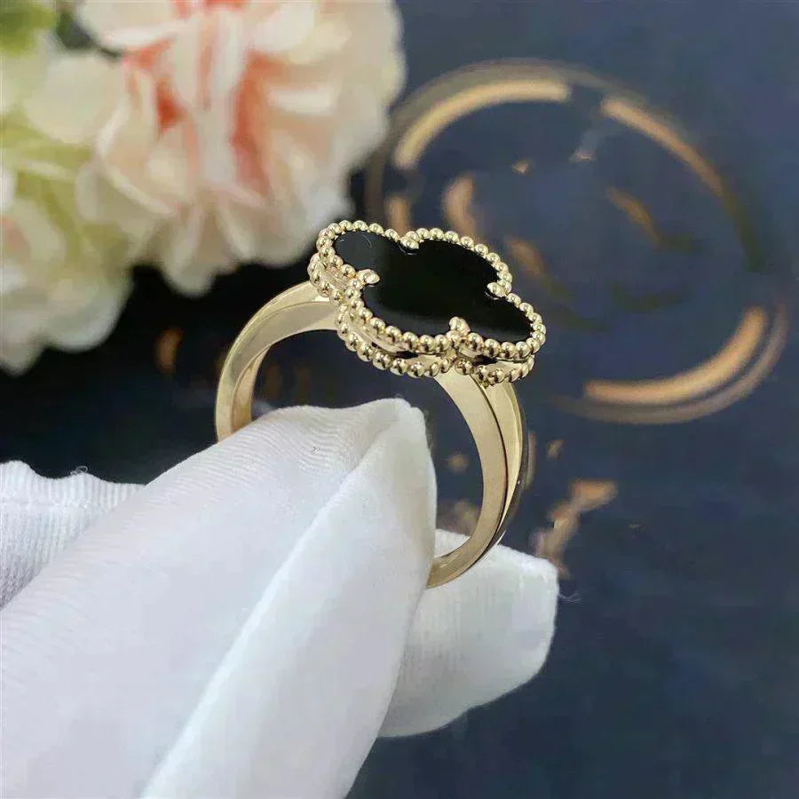 [Glimmer]CLOVER ONYX RING