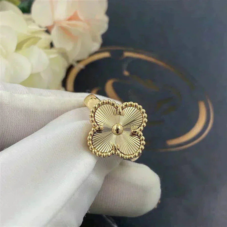 [Glimmer]CLOVER GOLD RING