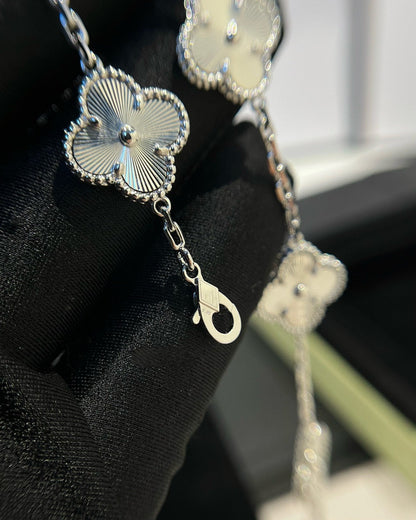[Glimmer] CLOVER 5 MOTIF LASER BRACELET COLLECTION
